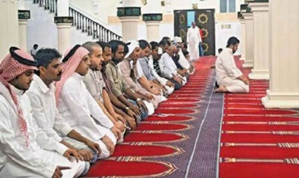 6 Kemuliaan Salat Berjemaah Menurut Hadis