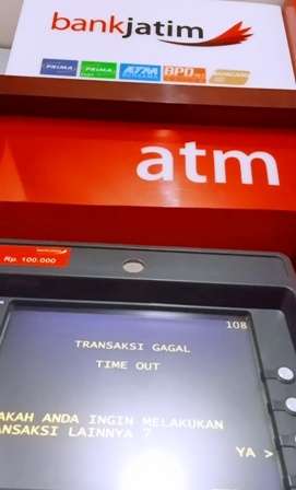 Malam Ini Tak Bisa Tarik Tunai Lewat Atm Bank Jatim Di Sumenep Portalmadura Com