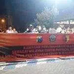 Wujud Physical Distancing, Malam Hari Portal Perumahan Ditutup