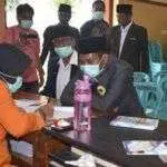 Rombongan Pengantin dari Sumenep Digiring ke Posko Covid-19 di Sampang