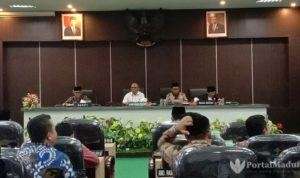 Rapat Paripurna Pemandangan Umum Fraksi-fraksi DPRD Pamekasan Berjalan Dinamis