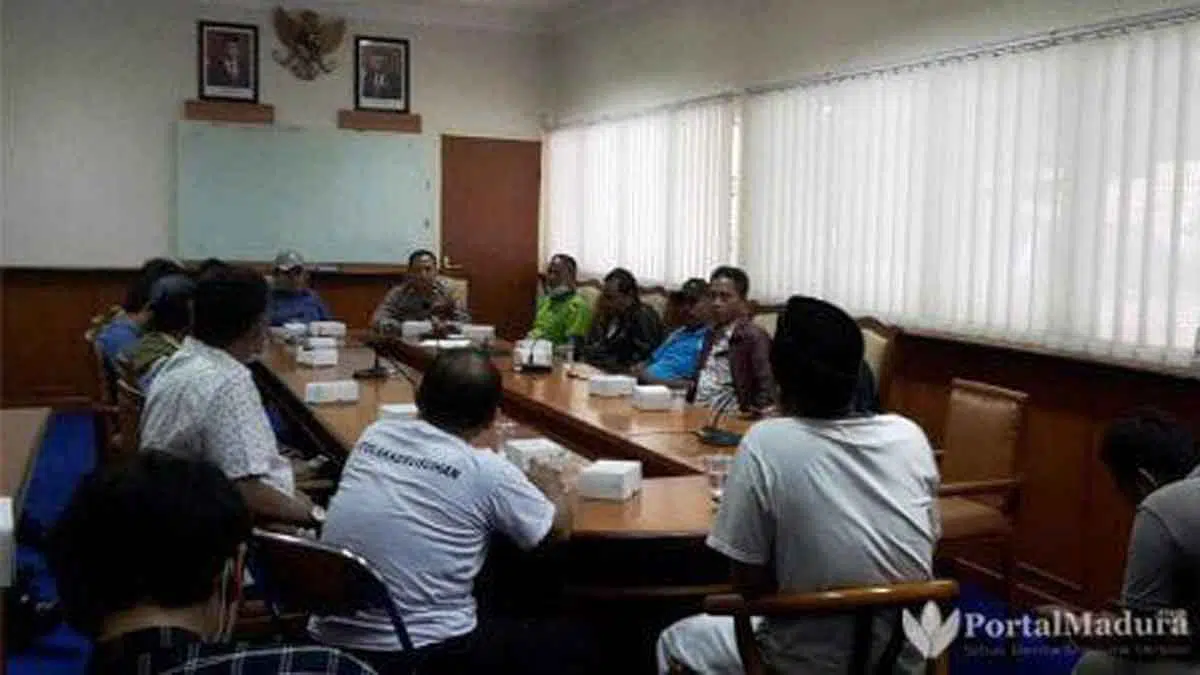 BLK Jadi Ruang Isolasi Covid-19, Warga Datangi Kantor Pemerintah Sampang