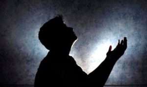 Baca Doa dan Surah ini Supaya terhindar dari Godaan Setan