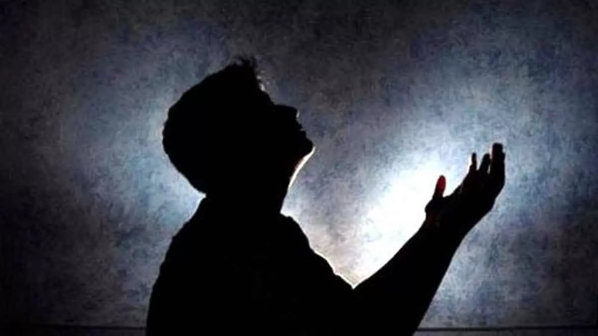 Baca Doa dan Surah ini Supaya terhindar dari Godaan Setan