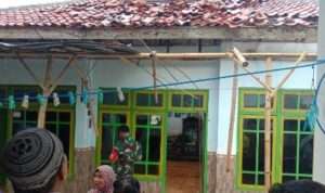 Puluhan Rumah di Lenteng Rusak Akibat Angin Puting Beliung