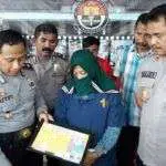 Ibu Muda di Madura Edarkan Sabu Untuk Biaya Sekolah Anaknya