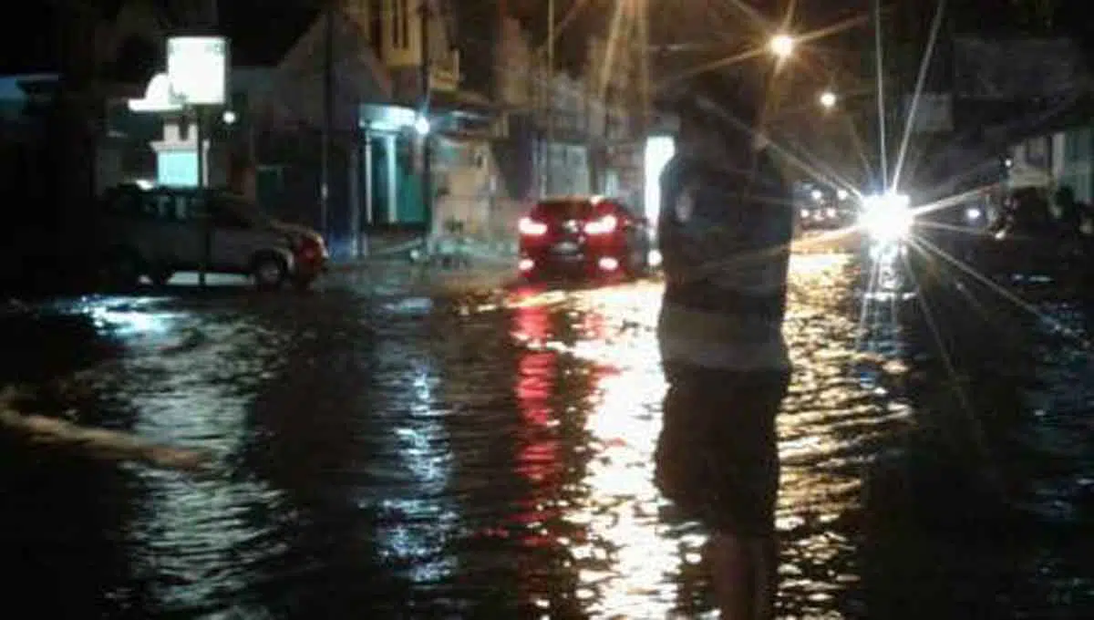 Malam Ini Blega Banjir, Roda Dua Sebaiknya Tidak Melintas