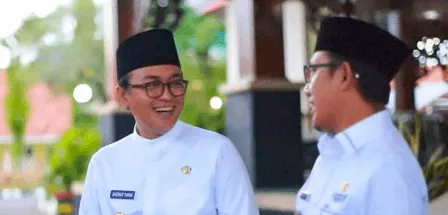 Bupati dan Wabup Pamekasan Hibahkan Gajinya Untuk Penanganan Covid-19