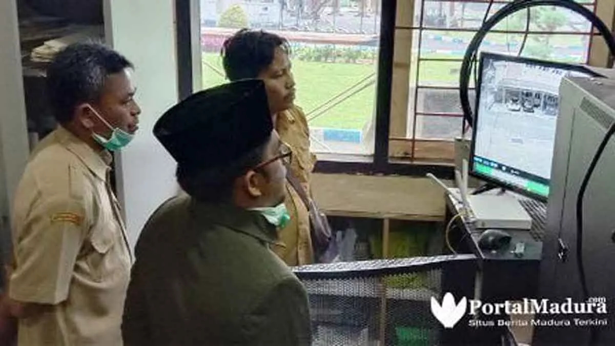 Kantor DPRD Pamekasan Dibobol, Cabut Server CCTV dan Brankas Dicongkel