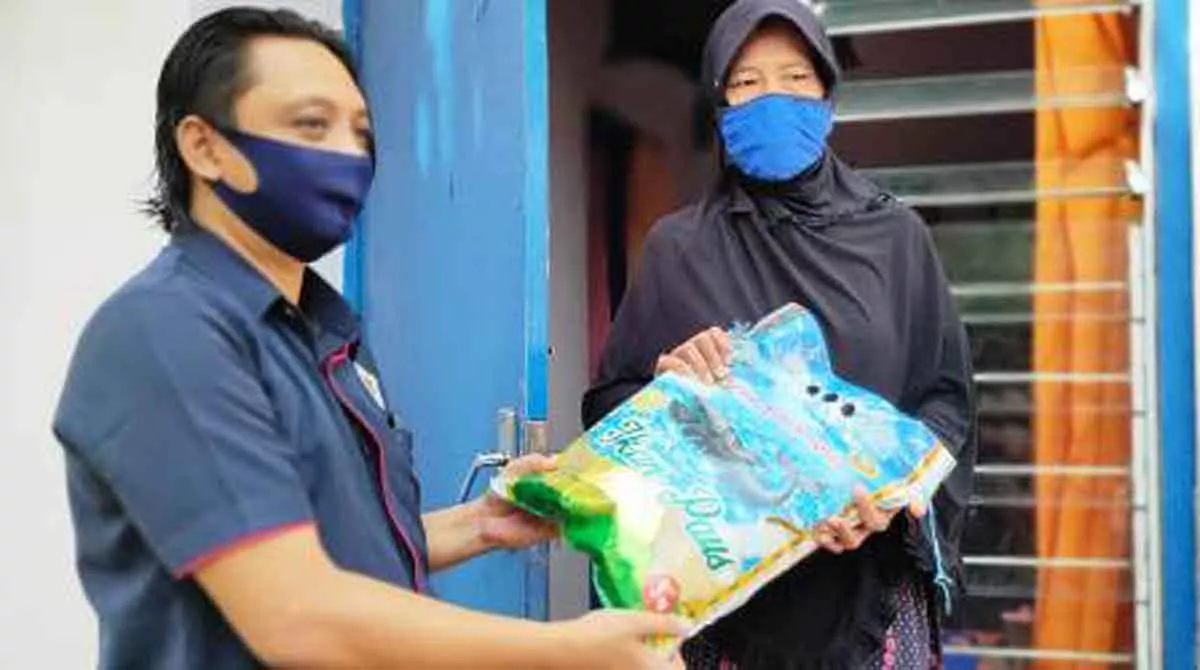 Tahap Pertama, PWI Sumenep Salurkan Satu Ton Beras Bagi Terdampak Covid-19