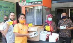 Said Abdullah Berikan Bantuan Masker dan Vitamin C ke RSUD Sumenep