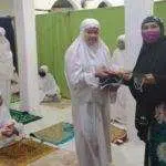 PWI Sumenep Salurkan 2.000 Masker Gratis Bagi Jemaah Salat Tarawih