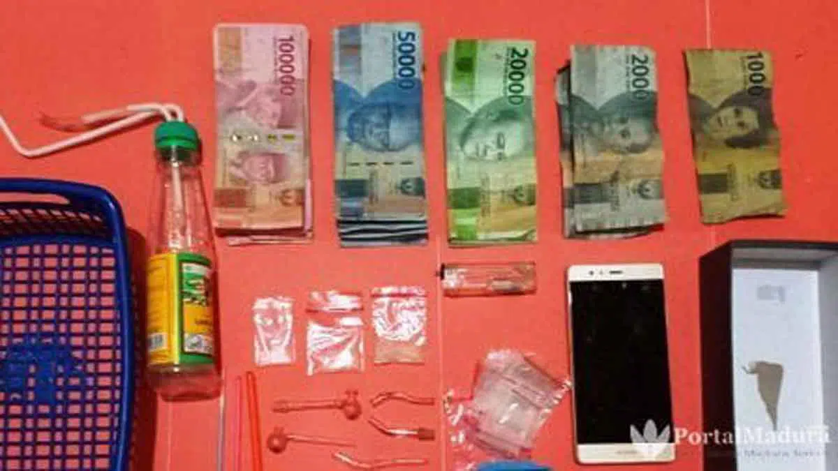 Polsek Masalembu Tangkap Dua Tersangka Sabu
