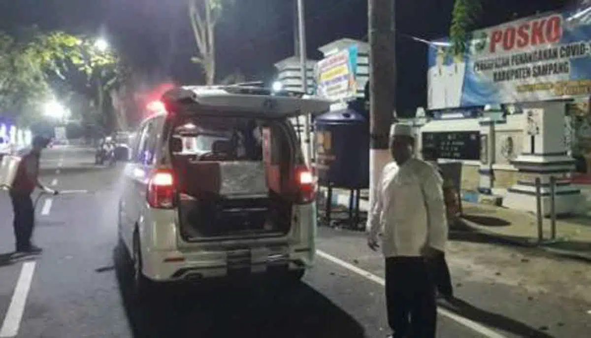 TKI Asal Sampang Meninggal di Malaysia, Peti Jenazah Disemprot Disinfektan di Posko Covid-19