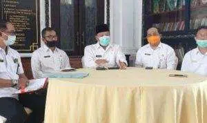Bupati di Madura Perintahkan Kades Buat Masker Bagi Warganya