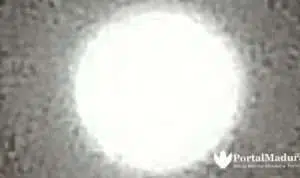 Penampakan Supermoon di Pulau Madura