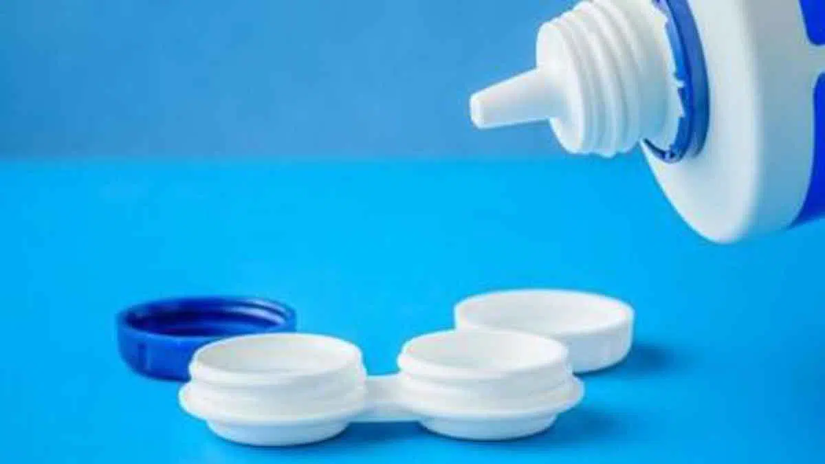 Manfaat Air kontak Lensa Untuk Kosmetik