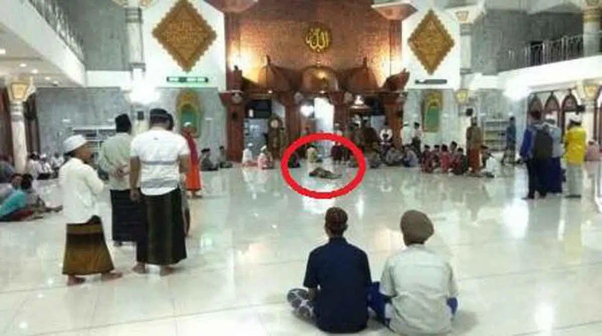 Hendak Salat Maghrib, Satu Jemaah Mendadak Meninggal di Masjid Agung Sampang