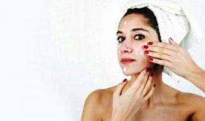 Ini 3 Cara Mudah Gunakan Scrub Wajah dengan Benar