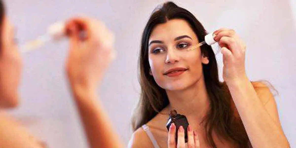 Amankah Pakai Serum Berlapis untuk Rawat Wajah? Cek Disini