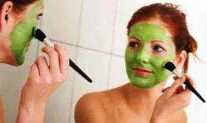 Coba 4 Masker Buah Ini Untuk Lembabkan Kulit Kering