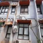 Konsol Beton & Tembok Benangan Kantor Dinkes Sumenep Runtuh