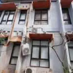 Konsol Beton & Tembok Benangan Kantor Dinkes Sumenep Runtuh