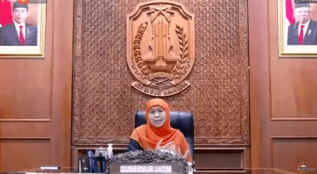 Live Dialog 100 Pemred Bersama Gubernur Jatim
