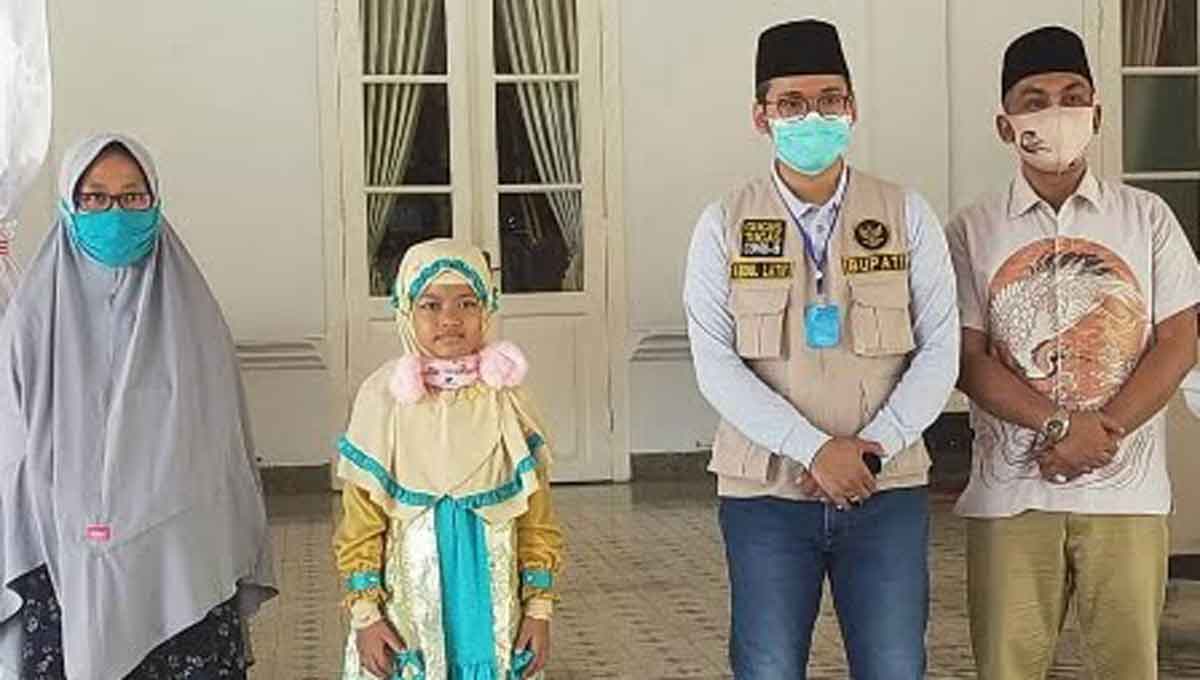 Raih Juara 3, Icha Hafiz Indonesia asal Bangkalan Dapat Beasiswa dari Bupati Ra Latif
