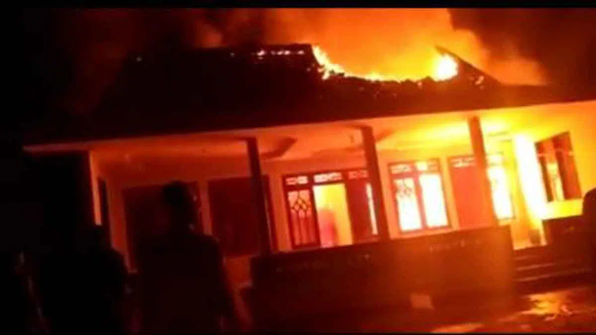 Rumah Warga Sampang Ludes Dilanda Kebakaran