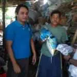 PWI Sumenep dan HIPO Bagikan Beras ke Warga Terdampak Covid-19