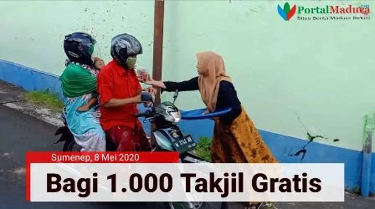 Ngabuburit, Portal Madura Berikan Takjil Gratis