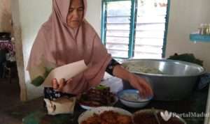 Ketan Urap Kelapa Khas Sumenep Bisa Jadi Santapan Buka Puasa