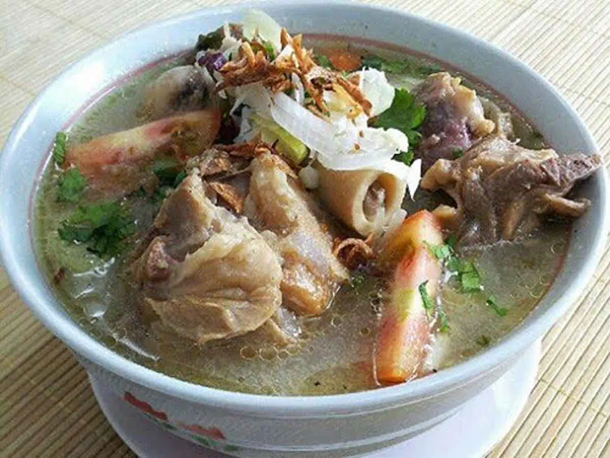 Menu Sahur: Sup Kikil dan Daging Sapi yang Nikmat