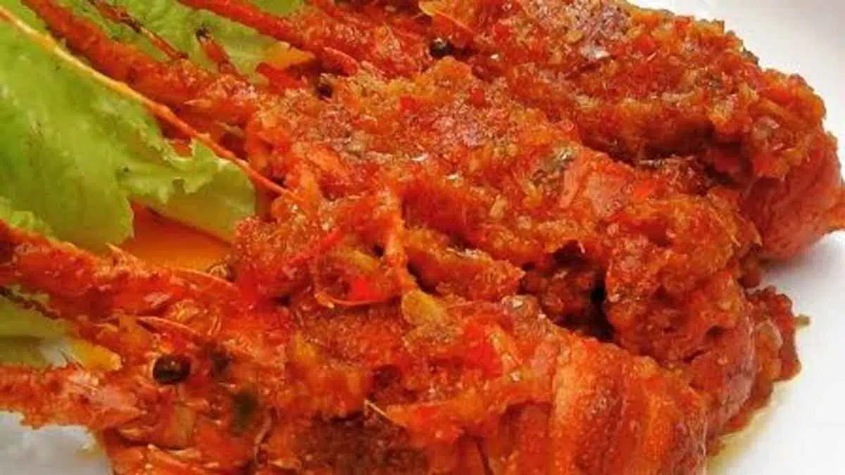 Resep untuk Pecinta Seafood, Lobster Saus Padang