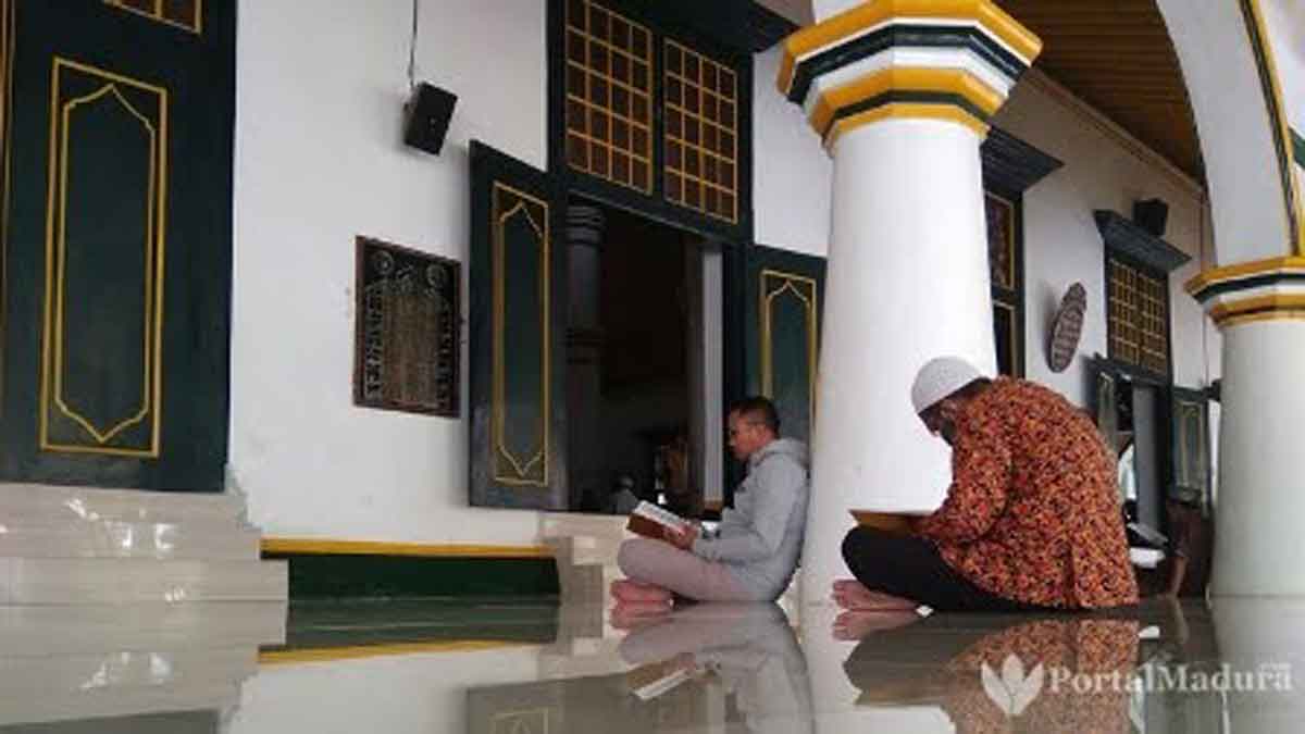 Masjid Jamik Sumenep, Tertua dan Memiliki Daya Tarik Tinggi