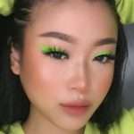 Neon Corner yang membuat mata terlihat menyala