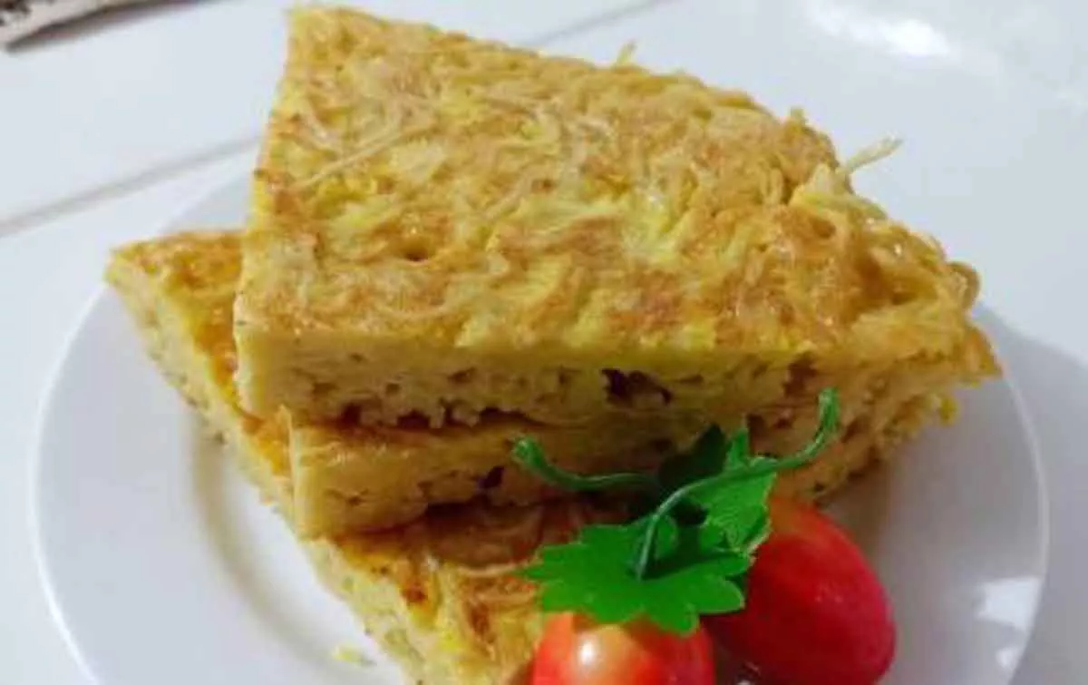Menu Sahur Nikmat Omelet Mi Instan