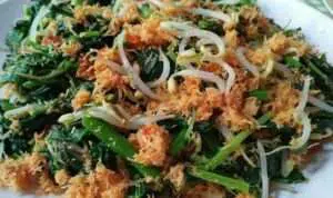 Menu Sahur: Sayur Urap Bumbu Kelapa Gurih Bikin Nagih