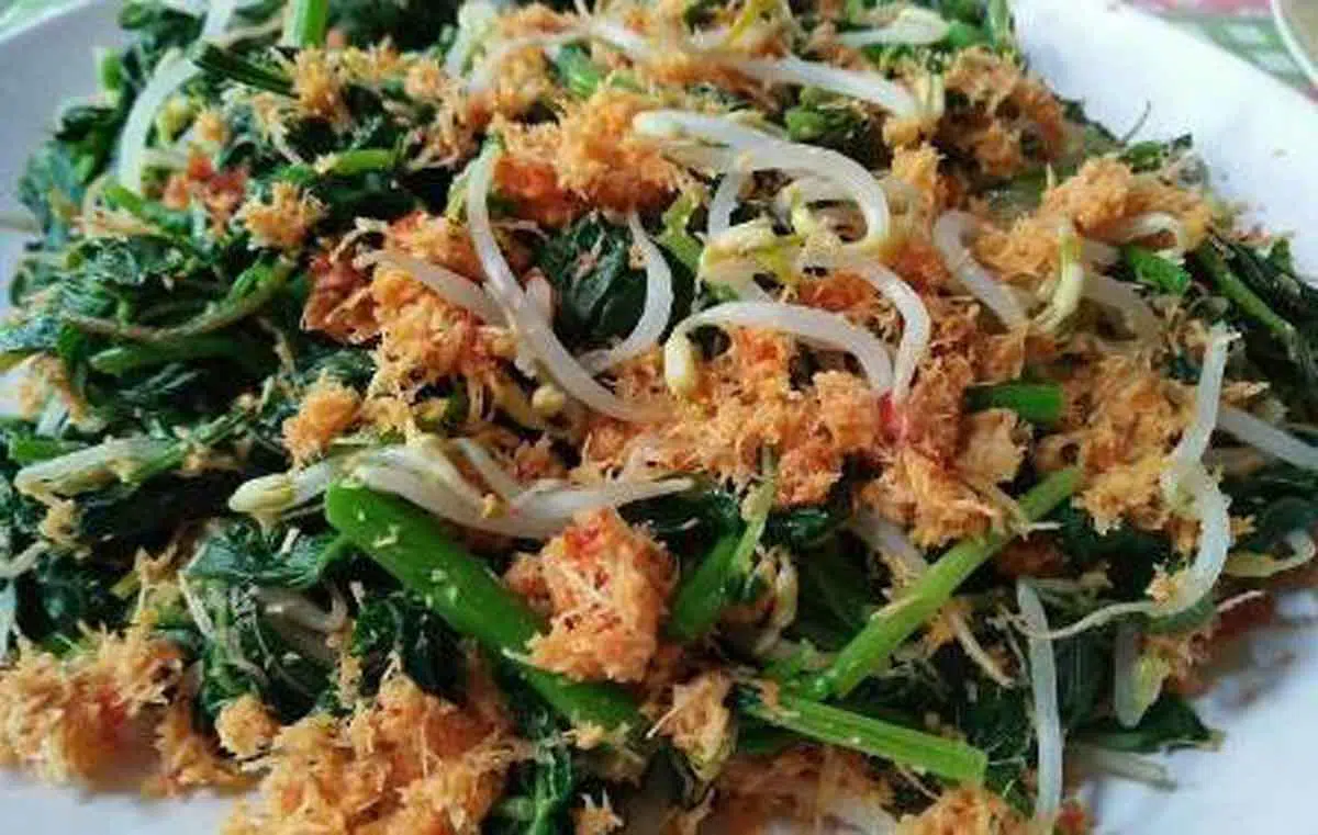 Menu Sahur: Sayur Urap Bumbu Kelapa Gurih Bikin Nagih