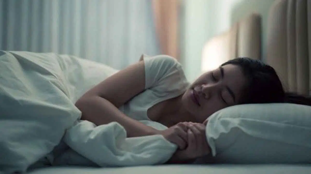 Hindari 5 Kebiasaan Ini sebelum Anda Tidur Malam