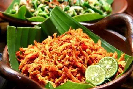 Ayam Suwir Pedas yang Menggugah Selera