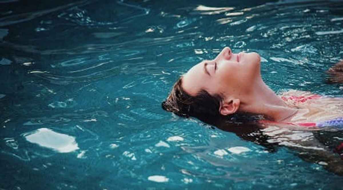 8 Manfaat Berenang untuk Tubuh Sehat dan Bugar