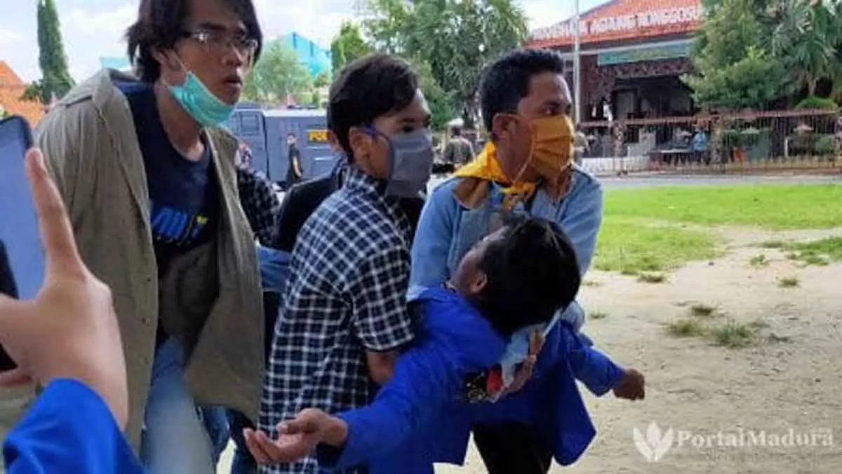 Aksi Penolakan Tambang Ilegal Berakhir Ricuh, Sejumlah Mahasiswa Luka-luka