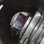 Hati-Hati Simpan Ponsel di Dalam Jok Sepeda Motor