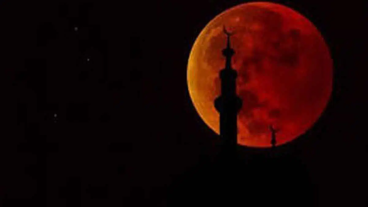 4 Daerah di Indonesia Miliki Ritual Unik Sambut Gerhana