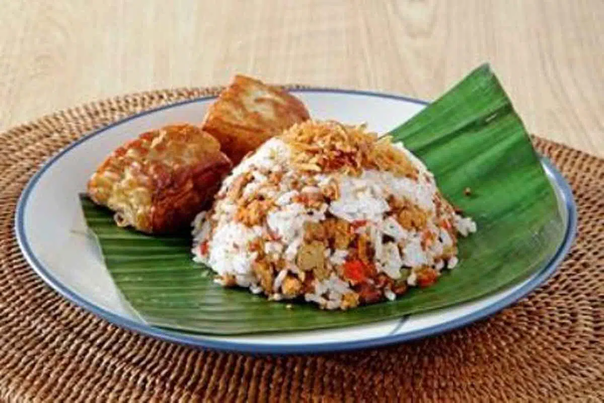 Resep Nasi Tutug Oncom Pedas Khas Jawa Barat