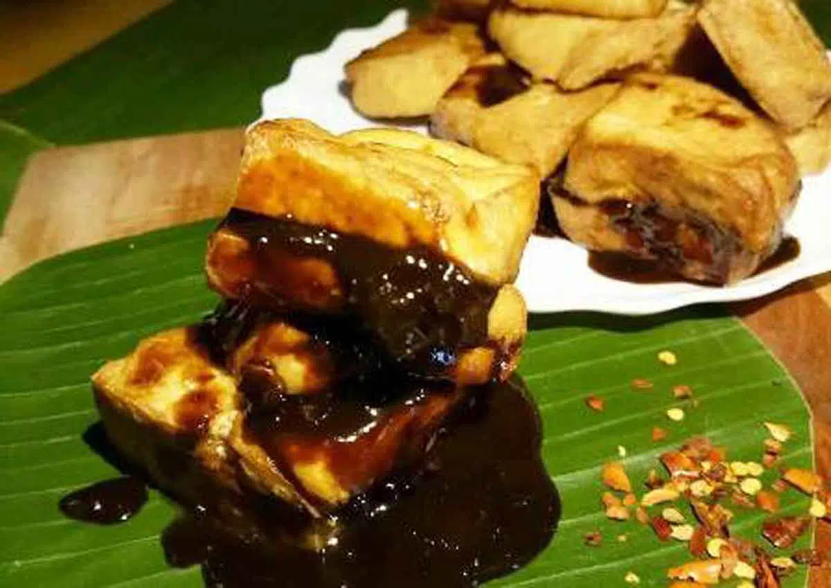 Tahu Petis Khas Jawa Timur yang Menggugah Selera