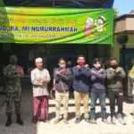 Mahasiswa KKN Pulkam UM Lakukan Sterilisasi Sekolah di Pamekasan