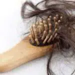 Ketahui 7 Hal Penyebab Rambut Anda Rontok